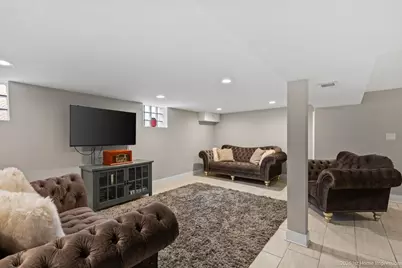 9120 S Clifton Park Avenue, Evergreen Park, IL 60805 - Photo 16