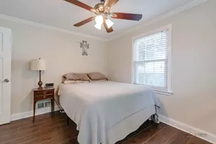 221 N Prairie Ave, Mundelein, IL 60060 - Photo 12