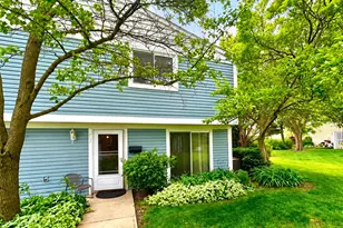 797 Coventry Pl, Wheeling, IL 60090 - Photo 1