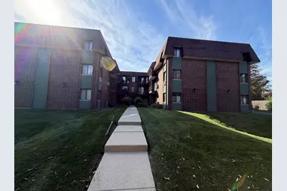 4942 Douglas Road #206, Downers Grove, IL 60515 - Photo 2