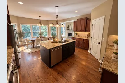3601 Wetlands Drive, Elgin, IL 60124 - Photo 4