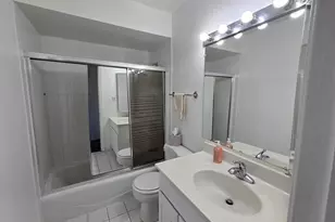 9370 Hamilton Ct, Des Plaines, IL 60016 - Photo 10