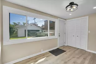 937 Pamela Dr, Bensenville, IL 60106 - Photo 12