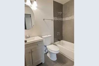 218 Eagle Court #C, Bolingbrook, IL 60440 - Photo 4