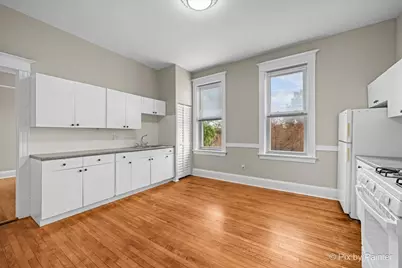 3100 N Western Avenue #2R, Chicago, IL 60618 - Photo 4