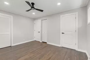 265 Terry Ln, Villa Park, IL 60181 - Photo 20