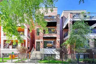 2842 N Racine Ave, Chicago, IL 60657 - Photo 2
