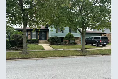 303 S University Avenue, Glenwood, IL 60425 - Photo 2
