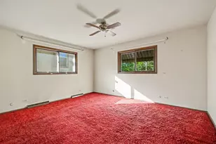 940 Ridgeland Ave, Mundelein, IL 60060 - Photo 16