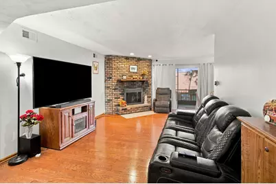 11129 Northwest Road #F, Palos Hills, IL 60465 - Photo 4