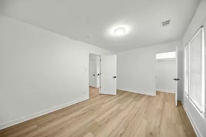 639 N Leamington Avenue, Chicago, IL 60644 - Photo 26