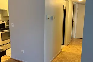 1165 Pleasant Run Dr, Wheeling, IL 60090 - Photo 2