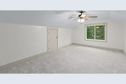 155 E Miller Avenue, Hinckley, IL 60520 - Photo 24