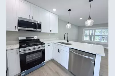 197 Hadleigh Road, Bolingbrook, IL 60440 - Photo 8