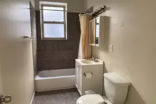5142 S Ingleside Ave, Chicago, IL 60615 - Photo 12