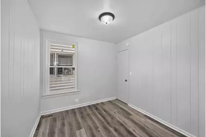 63 W 15th Street, Chicago Heights, IL 60411 - Photo 6
