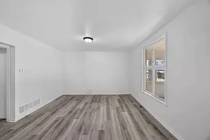 63 W 15th St, Chicago Heights, IL 60411 - Photo 18