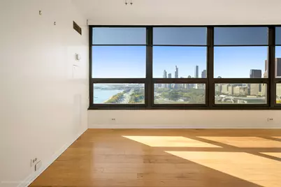 360 E Randolph Street #2203, Chicago, IL 60601 - Photo 18