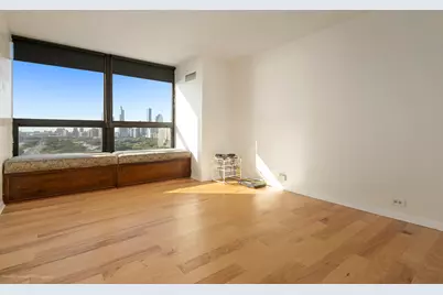 360 E Randolph Street #2203, Chicago, IL 60601 - Photo 24
