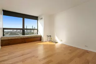 360 E Randolph St, Chicago, IL 60601 - Photo 24