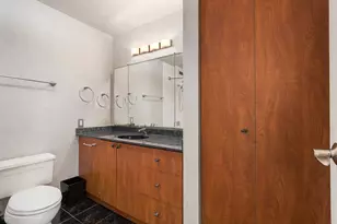360 E Randolph St, Chicago, IL 60601 - Photo 28