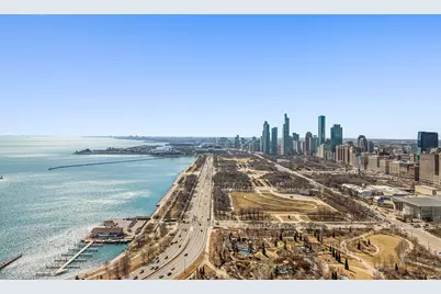 360 E Randolph Street #2203, Chicago, IL 60601 - Photo 8