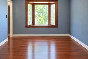 401 Boeing Dr, New Lenox, IL 60451 - Photo 4