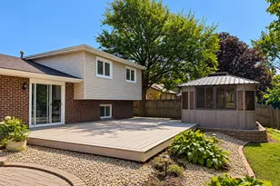 401 Boeing Dr, New Lenox, IL 60451 - Photo 14