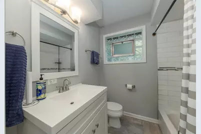 913 E 166th Street, South Holland, IL 60473 - Photo 10
