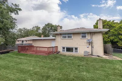 913 E 166th Street, South Holland, IL 60473 - Photo 14