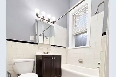 8012 S Essex Avenue #3S, Chicago, IL 60617 - Photo 8