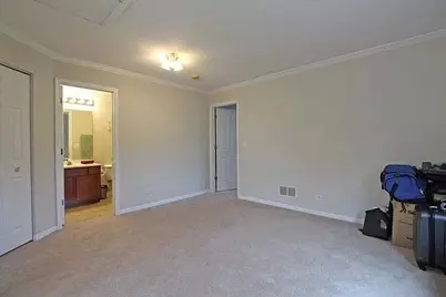 1059 Ellsworth Drive, Grayslake, IL 60030 - Photo 6