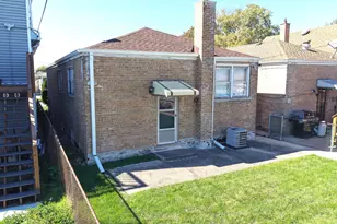 5735 S Moody Ave, Chicago, IL 60638 - Photo 10