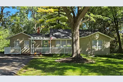 1105 S Hough Street, Barrington, IL 60010 - Photo 1
