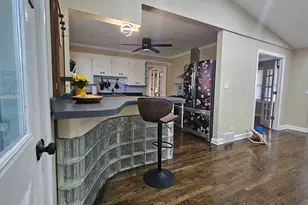 1105 S Hough St, Barrington, IL 60010 - Photo 6