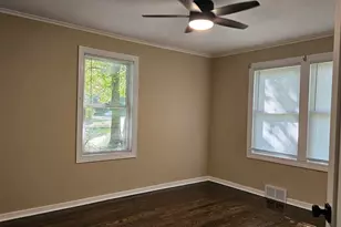 1105 S Hough St, Barrington, IL 60010 - Photo 14