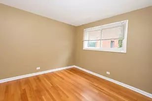 10113 Old Orchard Ct, Skokie, IL 60076 - Photo 10