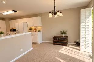 2084 Orchard Ln, Carpentersville, IL 60110 - Photo 14