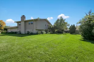 [Address not provided], Darien, IL 60561 - Photo 36