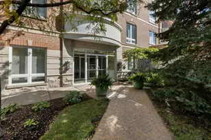 787 Graceland Ave, Des Plaines, IL 60016 - Photo 1