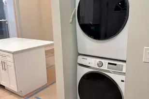6039 S Eberhart Ave, Chicago, IL 60637 - Photo 20