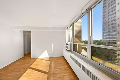 3950 N Lake Shore Drive #703, Chicago, IL 60613 - Photo 6