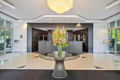 3950 N Lake Shore Drive #703, Chicago, IL 60613 - Photo 2