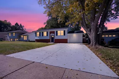 309 N Towanda Avenue, Normal, IL 61761 - Photo 2