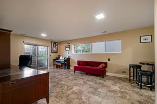708 Barberry Rd, Highland Park, IL 60035 - Photo 12