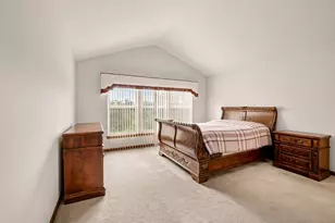145 Rosewood Dr, Streamwood, IL 60107 - Photo 14