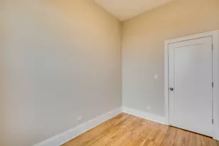 2441 W Cortland St, Chicago, IL 60647 - Photo 12