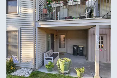1804 Fayette Walk #D, Hoffman Estates, IL 60169 - Photo 2
