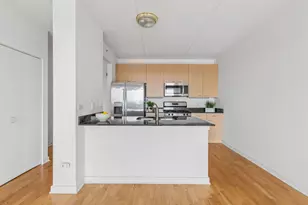 900 Chicago Ave, Evanston, IL 60202 - Photo 12