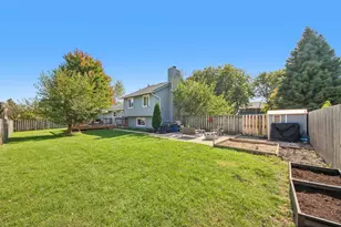 30W736 Whispering Winds Dr, Naperville, IL 60563 - Photo 30